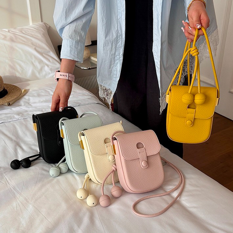 حقيبة كتف صغيرة فاخرة باللون ا - مراجعة Phone Accessories In China وسعره